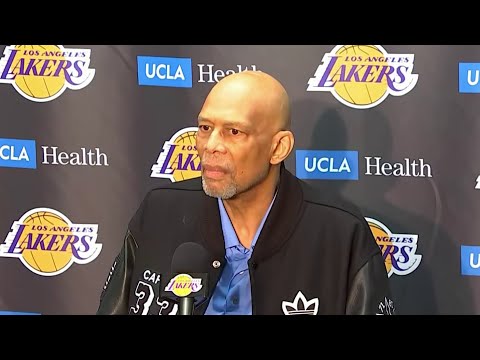 Kareem Abdul-Jabbar hospitalized following fall