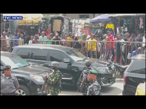 WATCH: Crowd Cheers As President Bola Tinubu Observes Juma'at Lagos Island Central Mosque