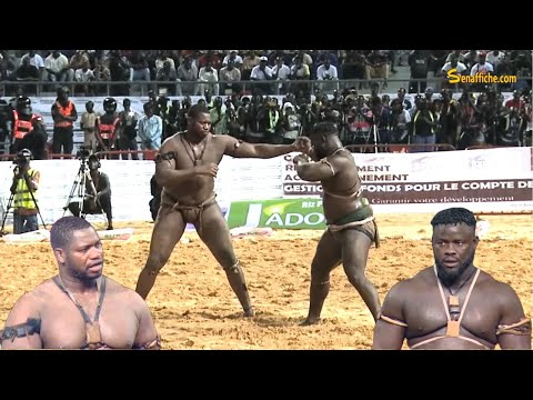 Int&amp;eacute;gralit&amp;eacute; combat Tapha Tine vs Eumeu S&amp;egrave;ne : Bagarre intense et lutte pure