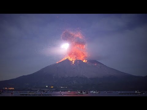 Explosive eruption of Sakurajima on November 12, 2019.　桜島爆発