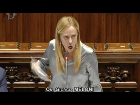 GIORGIA MELONI SCATENATA CONTRO IL MOVIMENTO 5 STELLE ALLA CAMERA DEI DEPUTATI