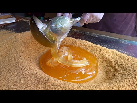 Taiwanese Soft Peanut Candy Making / 麥芽花生糖製作 - Street Food in Taiwan