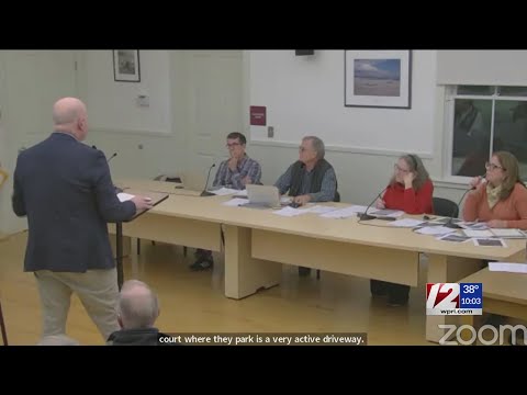 Block Island councilors discuss license renewal for Ballard's