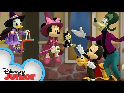 Mickey's Tale of Two Witches 🧹🎃 | Full Halloween Special | 