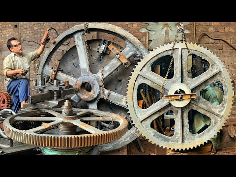 Amazing Huge Industrial Gear Production Process || Largest Gear Machining on Manual lathe machine