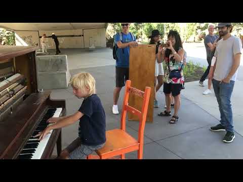 Playing &ldquo;Bones&rdquo; in Calgary on my 8th birthday&hellip;.with people watching on both sides of Memorial Drive.