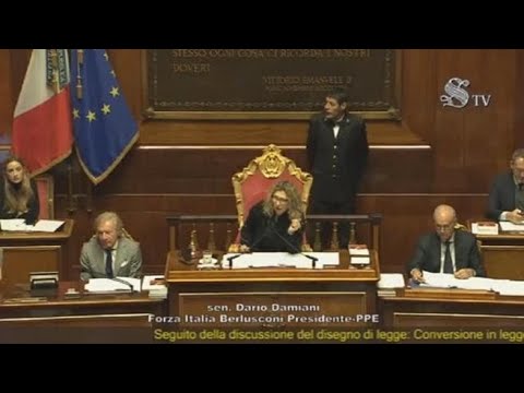 Bagarre al Senato durante la discussione sull&rsquo;emendamento Lotito: seduta sospesa