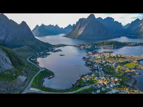 Reine, Lofoten Islands - The most beautiful fishing village in Norway