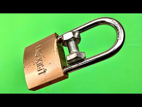 Opening Padlock with This Method Shocked Locksmiths!