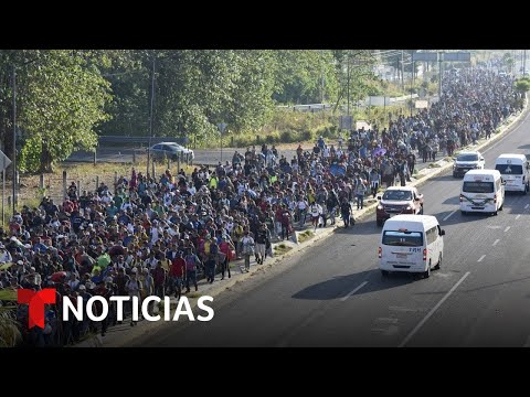 La caravana migrante crece y el Gobierno endurece controles | Noticias Telemundo